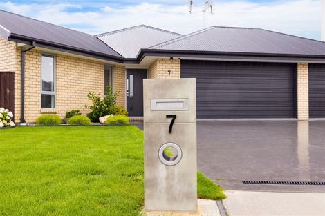 Photo of property in 7 Minerva Crescent, Woodend, 7610