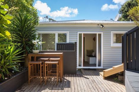 Photo of property in 58 Gordon Road, Plimmerton, Porirua, 5026