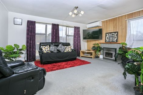 Photo of property in 21a Lancaster Road, Beach Haven, Auckland, 0626