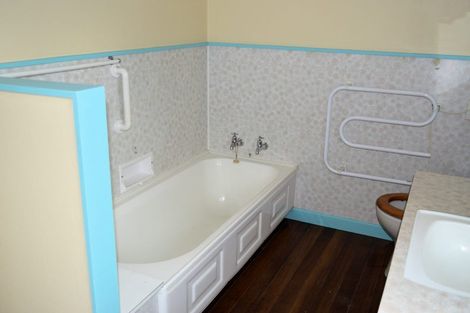 Photo of property in 18a-c Te Karuwha Parade, Paihia, 0200