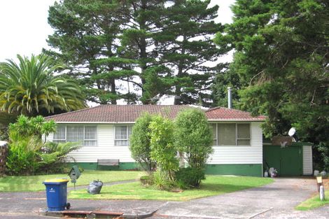 Photo of property in 24 Puketitiro Street, Glen Eden, Auckland, 0602