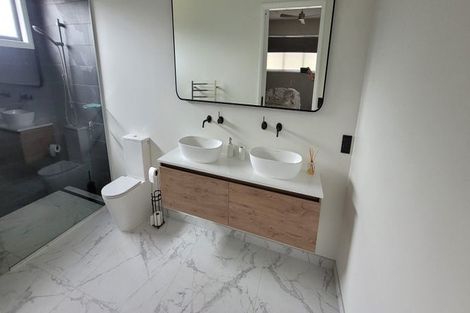 Photo of property in 7 Ribbonwood Lane, Kinloch, Taupo, 3377