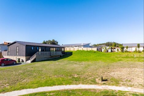 Photo of property in 46 Marram Place, Mangawhai Heads, Mangawhai, 0505
