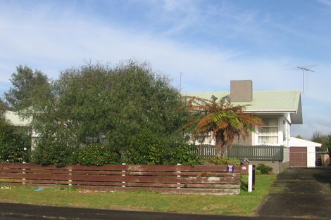 Photo of property in 27 Orion Street, Papakura, 2110