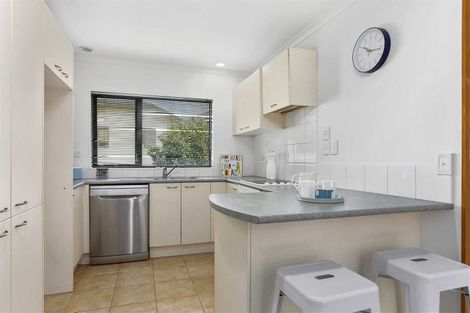 Photo of property in 2/13 Arawa Street, New Lynn, Auckland, 0600