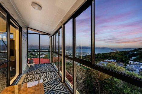 Photo of property in 280 Maungaraki Road, Maungaraki, Lower Hutt, 5010