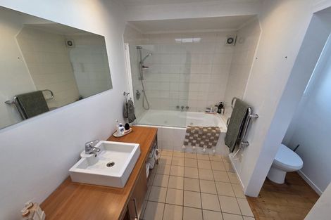 Photo of property in 70 Hinewa Road, Otumoetai, Tauranga, 3110