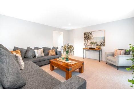 Photo of property in 2/179 Weston Road, St Albans, Christchurch, 8052