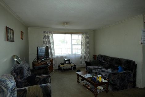 Photo of property in 120 Queen Street, Westport, 7825