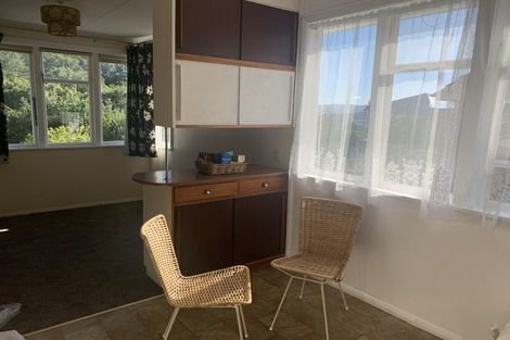 Photo of property in 8 Ngahue Crescent, Elsdon, Porirua, 5022