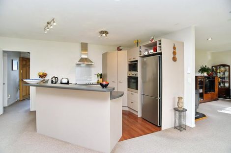 Photo of property in 8 Sheraton Place, Redwood, Christchurch, 8051