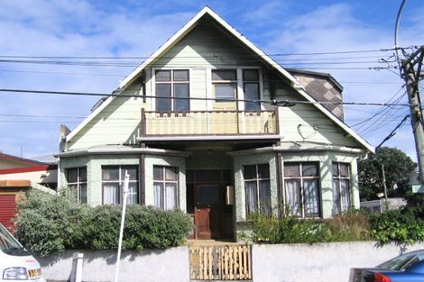 Photo of property in 58 Russell Terrace, Berhampore, Wellington, 6023