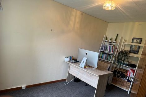 Photo of property in 4/131 Glenmore Street, Kelburn, Wellington, 6012