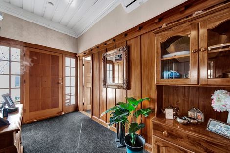 Photo of property in 17 Grey Street, Hawera, 4610