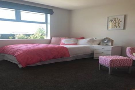 Photo of property in 14 Shillingford Boulevard, Rolleston, 7615