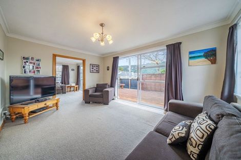 Photo of property in 13 Oxford Crescent, Ebdentown, Upper Hutt, 5018