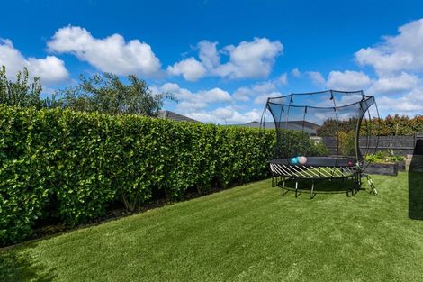 Photo of property in 3 Turpin Road, Riverhead, 0820