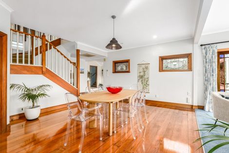 Photo of property in 335 Muritai Road, Eastbourne, Lower Hutt, 5013
