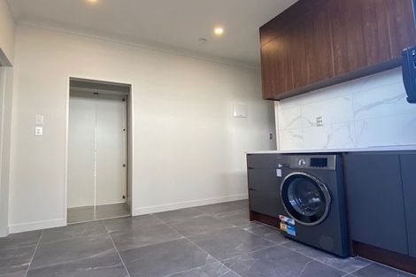 Photo of property in 22 Repehina Road, Flat Bush, Auckland, 2019