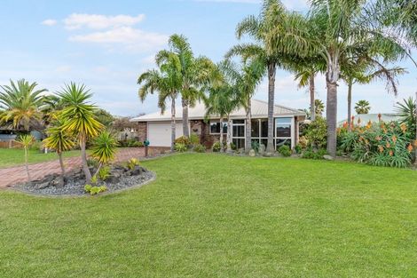 Photo of property in 12 Romana Crescent, Papamoa Beach, Papamoa, 3118