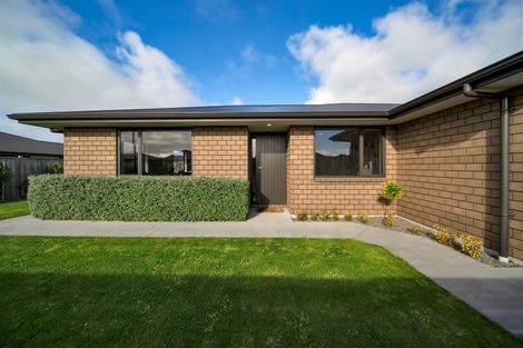 Photo of property in 16 Coby Sydney Drive, Bell Block, New Plymouth, 4312