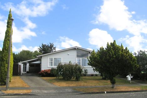 Photo of property in 4 Akron Grove, Totara Park, Upper Hutt, 5018