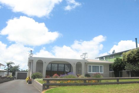 Photo of property in 10 No 1 Road, Te Puke, 3119