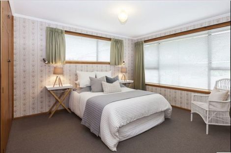 Photo of property in 6 Lochee Road, Upper Riccarton, Christchurch, 8041