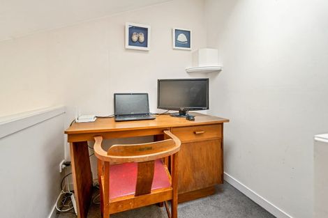 Photo of property in 2/17 Tobruk Crescent, Milford, Auckland, 0620