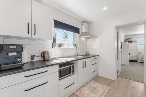 Photo of property in 49 Harbour Road, Ohope, 3121