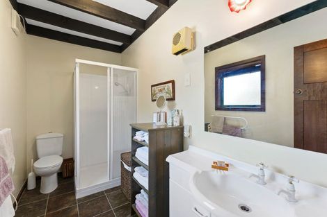 Photo of property in 2 Kitchener Street, Te Horo Beach, Otaki, 5581