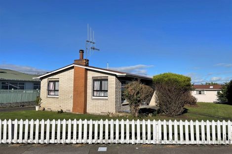 Photo of property in 56 Tennyson Street, Dannevirke, 4930