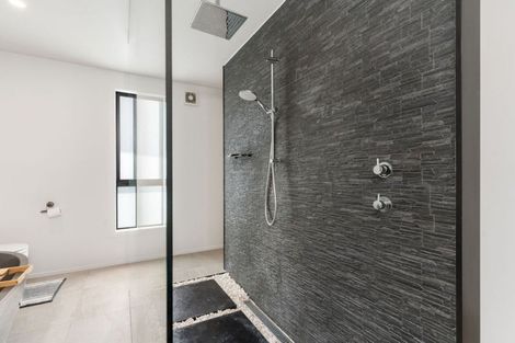 Photo of property in 15d Madison Street, Carterton, 5713