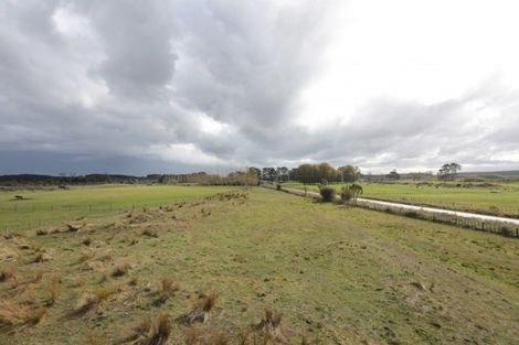 Photo of property in 547 Raumai Road, Bulls, 4894