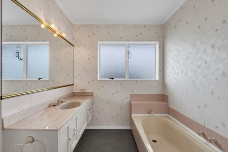 Photo of property in 56a Bayly Road, Blagdon, New Plymouth, 4310