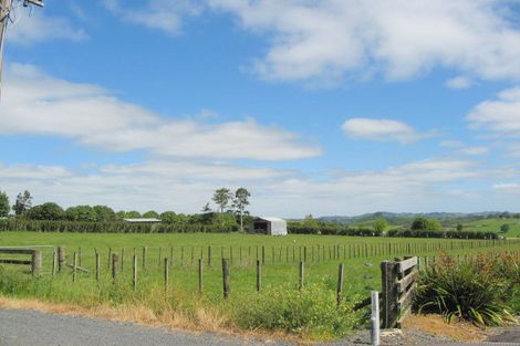 Photo of property in 103 Medhurst Road, Bombay, 2675