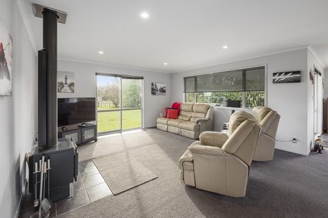 Photo of property in 68 Bruce Road, Levin, 5510