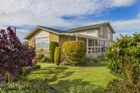 Photo of property in 16 Stuart Street, Holmes Hill, Oamaru, 9401