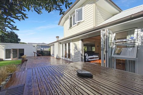 Photo of property in 12 Hector Street, Seatoun, Wellington, 6022