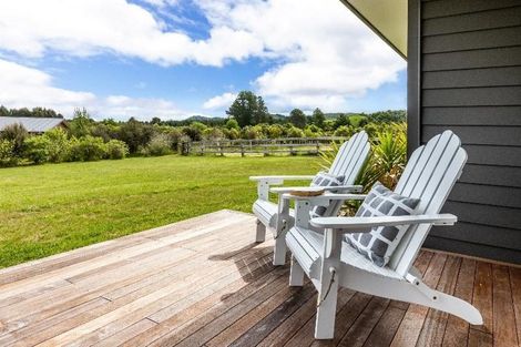 Photo of property in 6 Oakdale Drive, Kinloch, Taupo, 3377