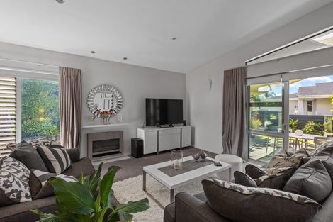 Photo of property in 60 Chesterfield Way, Orewa, 0931