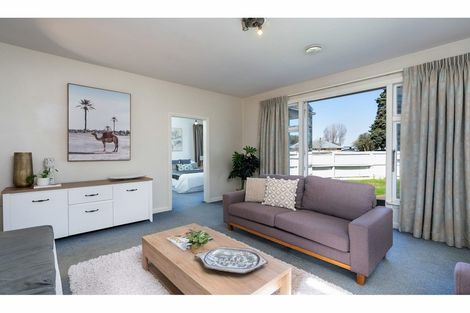 Photo of property in 12 Buchanans Road, Sockburn, Christchurch, 8042