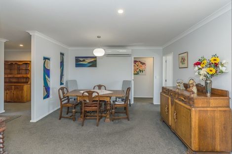 Photo of property in 129 Winchester Street, Levin, 5510