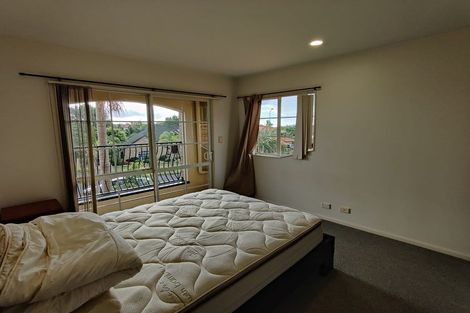 Photo of property in 22 Anaheim Boulevard, Shamrock Park, Auckland, 2016