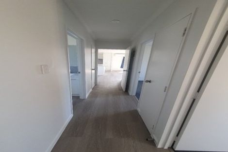 Photo of property in 1/43 Solveig Place, Randwick Park, Auckland, 2105