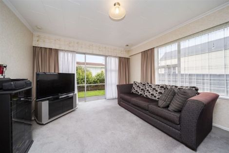 Photo of property in 37 Collins Street, Hawera, 4610