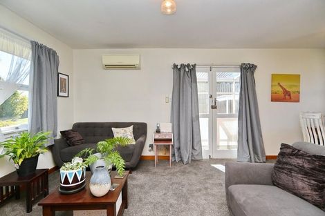 Photo of property in 10b Mcalpine Place, Rangiora, 7400
