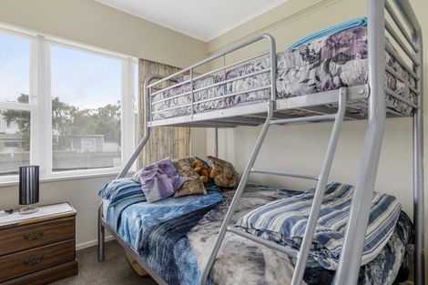 Photo of property in 2 Tamatea Road, Taupo, 3330