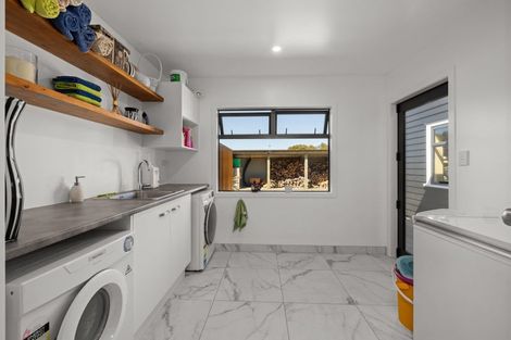 Photo of property in 65 Jamesons Esplanade, Haruru, 0204