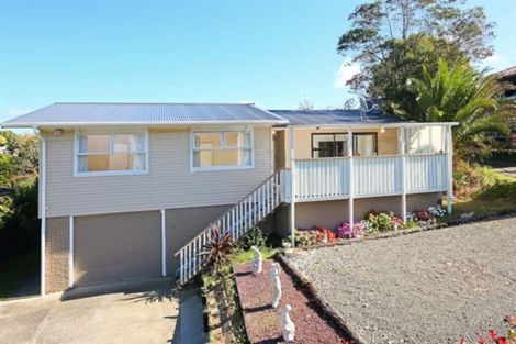 Photo of property in 60 Glendene Avenue, Glendene, Auckland, 0602